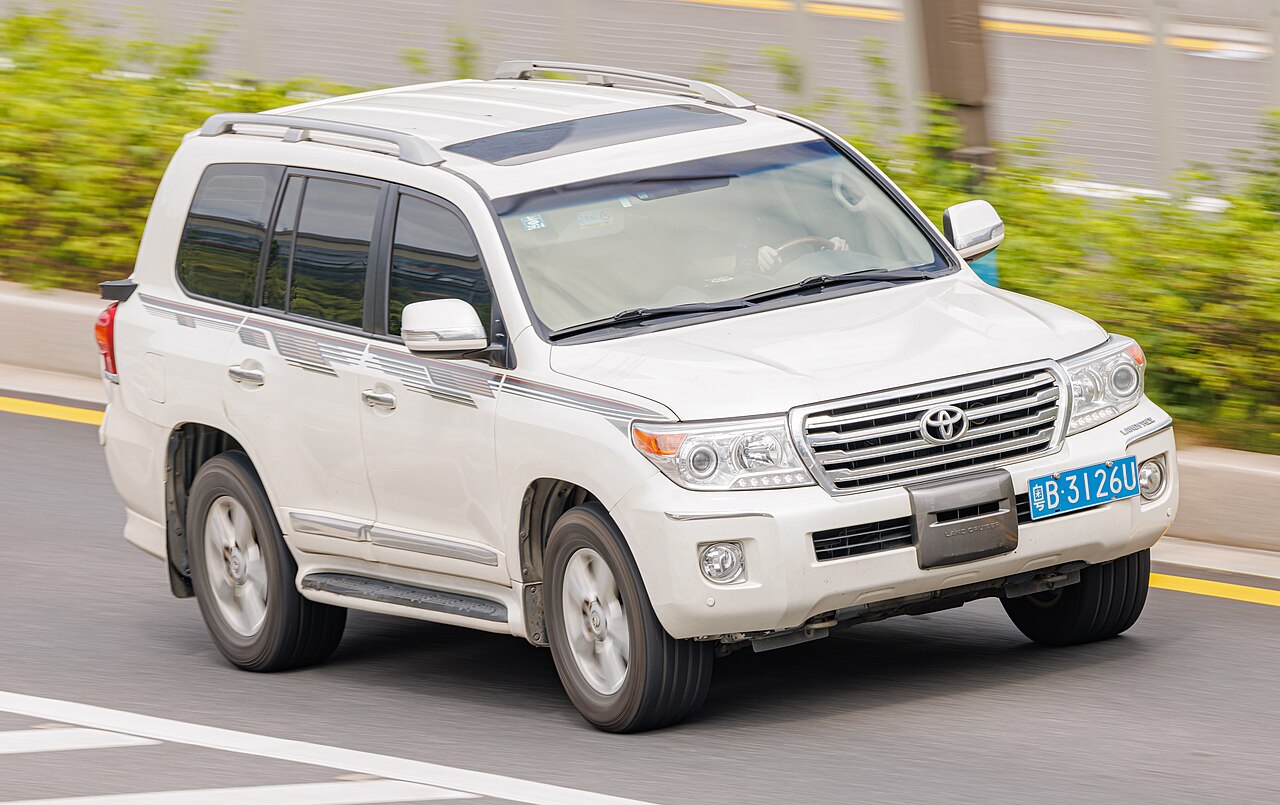 Sell used Toyota Land Cruiser in Dubai — Motor Bazar