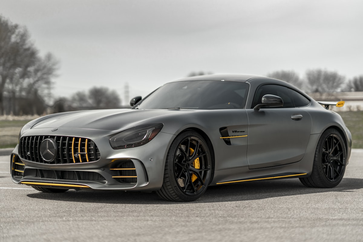 How to Sell My Car in the UAE (2026): Valuation, Documents & Cash Offer — Motor Bazar UAE