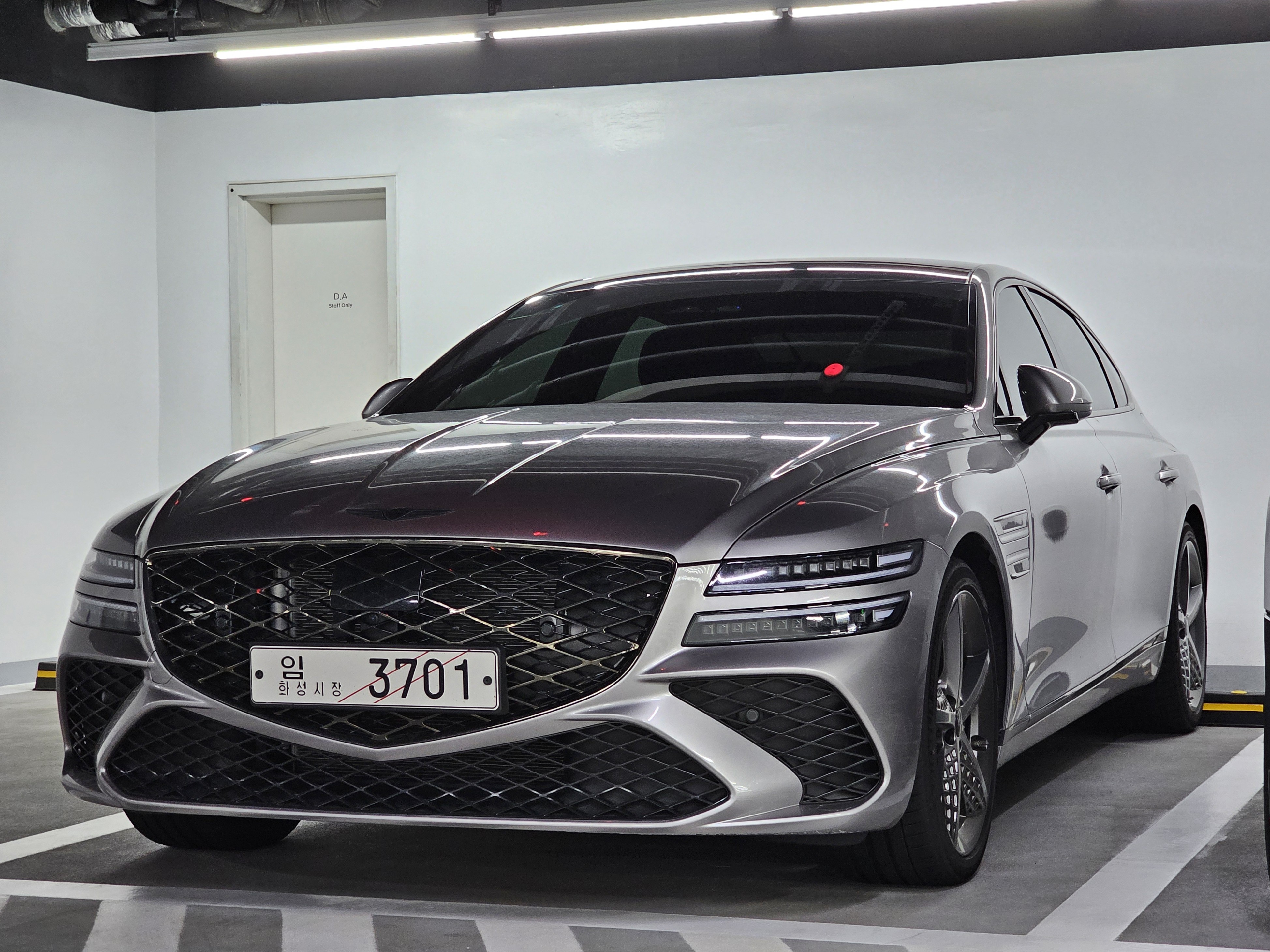 Sell used Genesis G80 Dubai — Motor Bazar cash offer