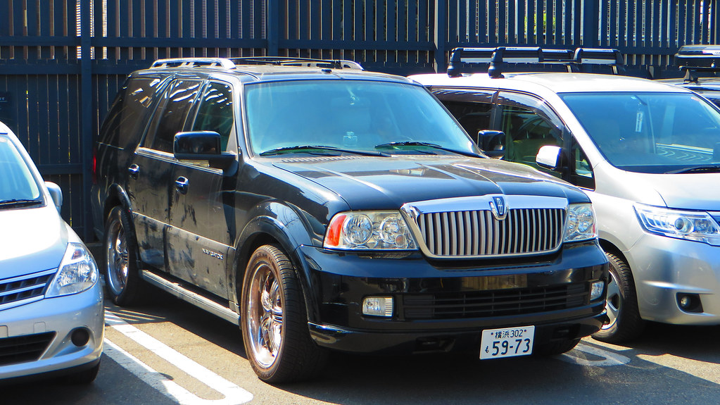 Sell used Lincoln Navigator Dubai — Motor Bazar cash offer