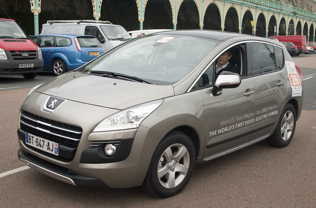 Sell used Peugeot 3008 Dubai — Motor Bazar cash offer