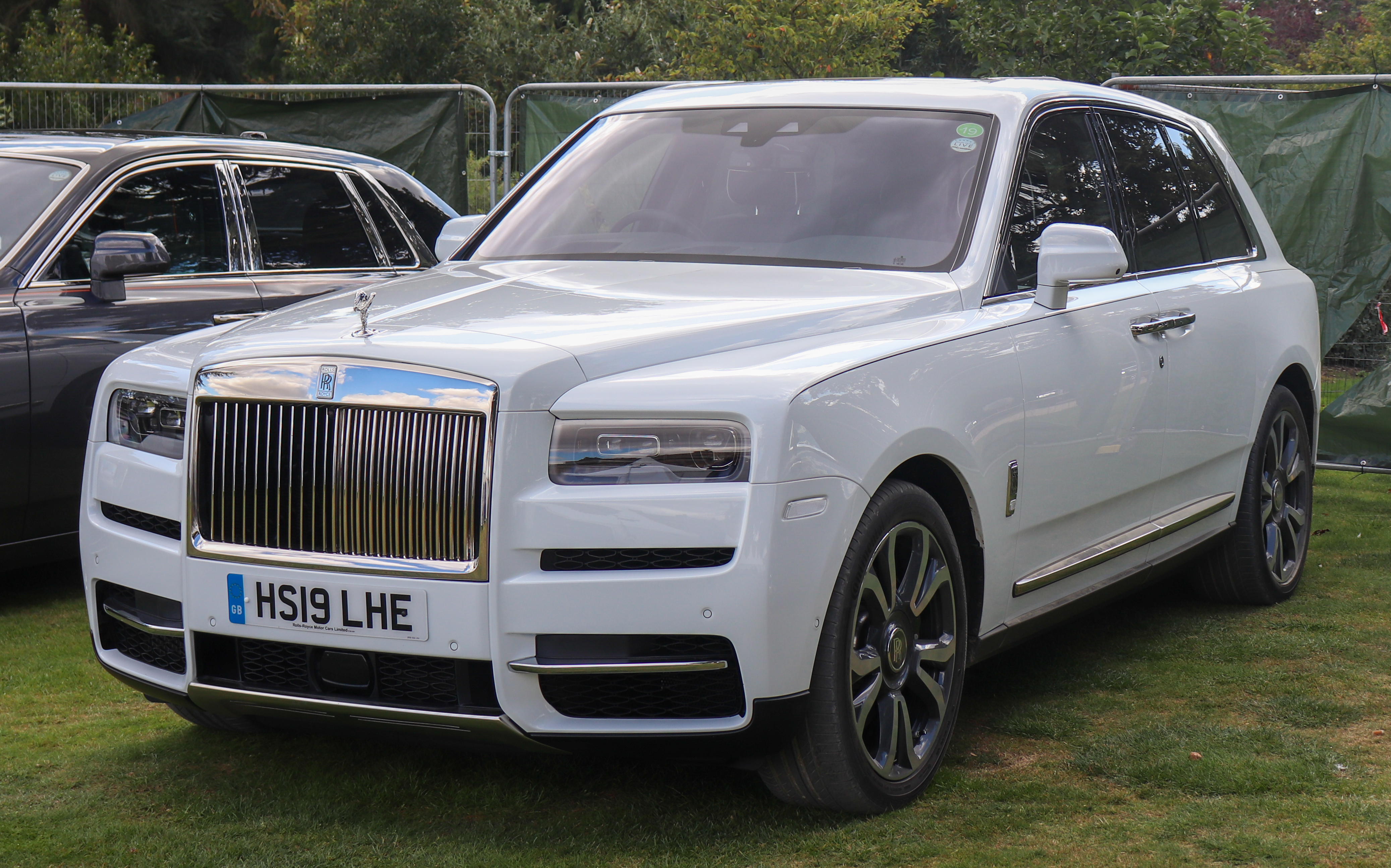 Sell used Rolls-Royce Cullinan Dubai — Motor Bazar cash offer