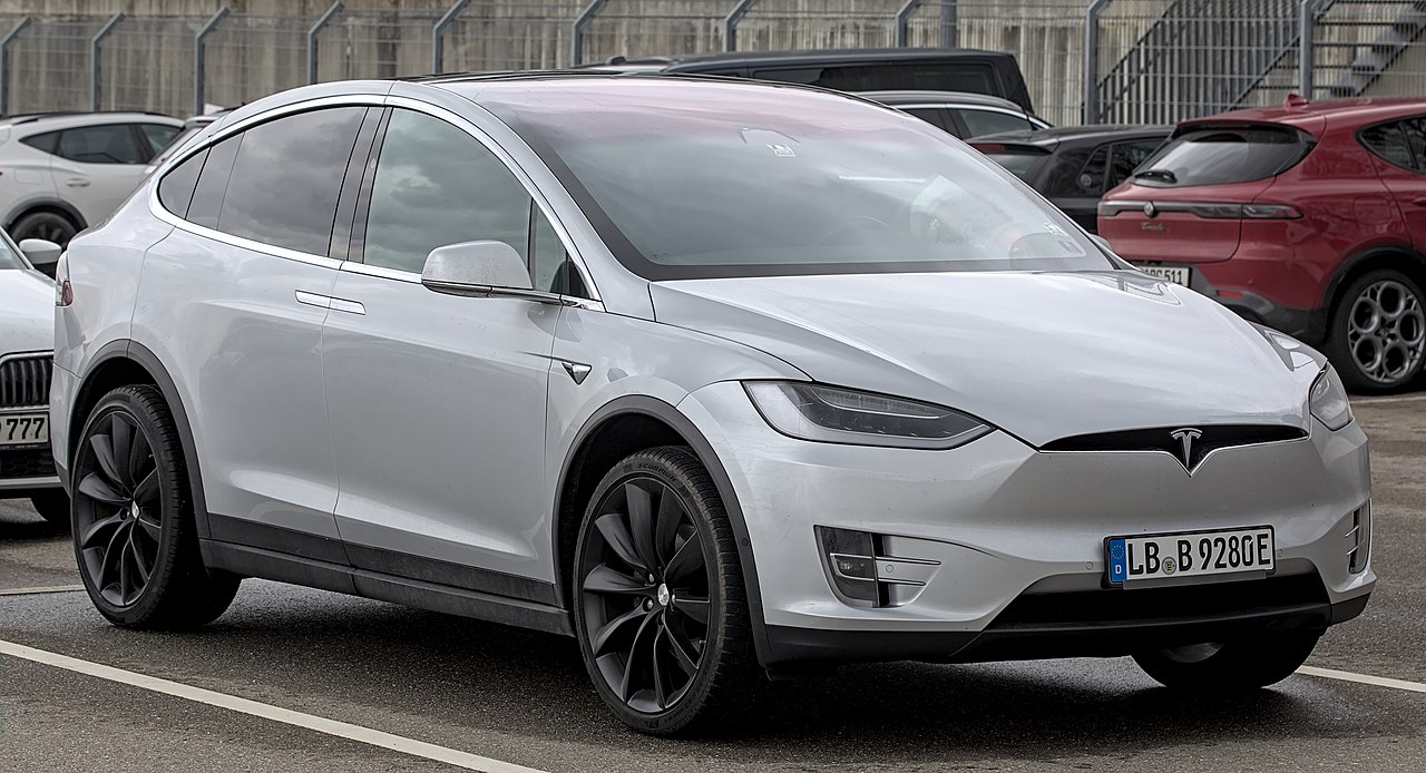 Sell used Tesla Model X Dubai — Motor Bazar cash offer